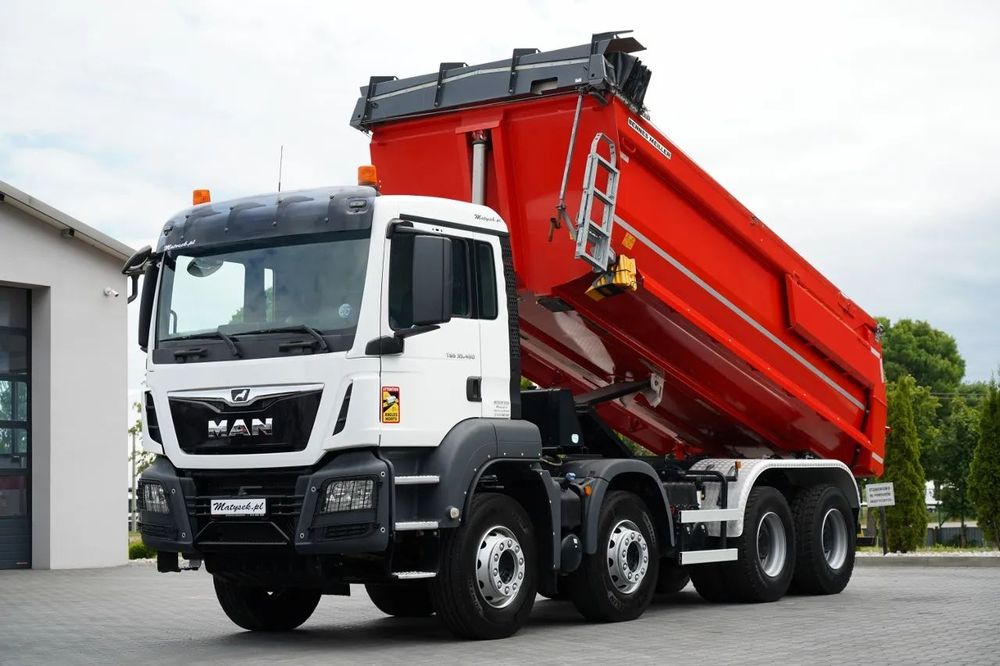 MAN TGS 35.460 / 8X4 / BASCULATOR SPATE / HIDROCLAPE / 2018 / IMPORTAT / CONTRACT POST-SERVICE