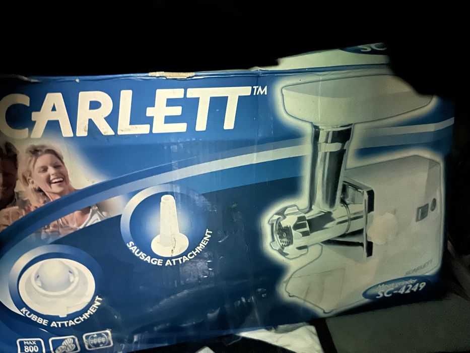 Мясорубка Scarlett в идеальном состоянии