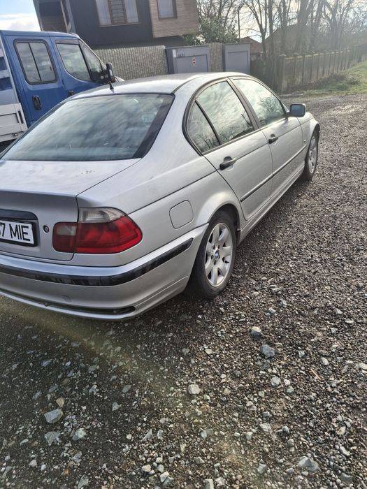 Vând BMW e46 320 136