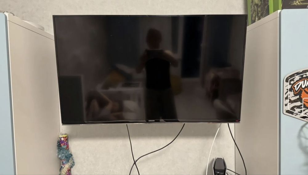 Телевизор samsung