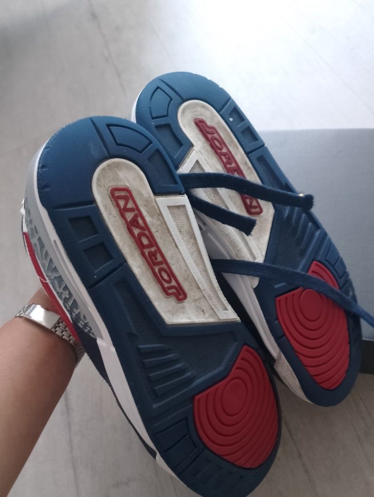 Детски маратонки Nike Air Jordan