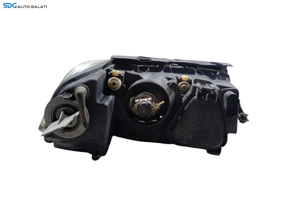 Far Stanga cu Lupa EUROPA Volkswagen Passat B5.5 2001 - 2005 Cod 3B0941015AN [LC0980]