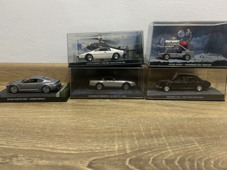 masinute de colectie 007 Aston Martin Lotus Esprit Chevrolet corvette