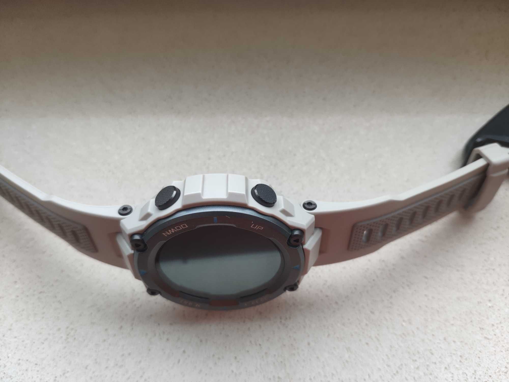 Смарт часовник Amazfit T-Rex