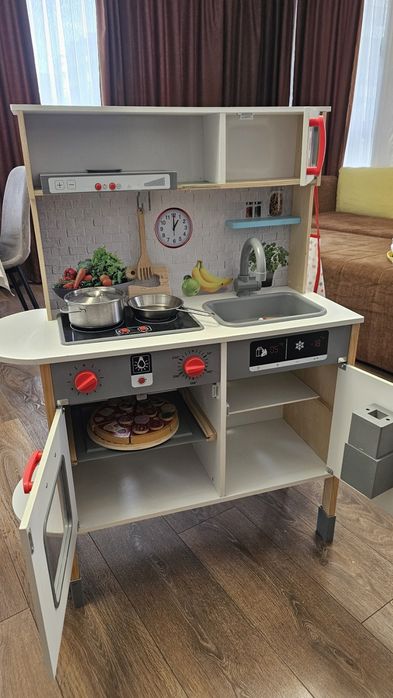 Различнк детски играчки