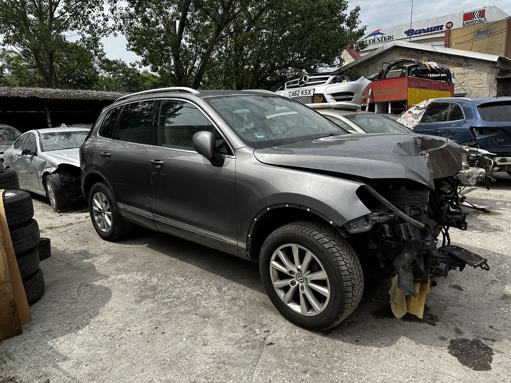 VW Toureg 7P 3.0TDI Bluemotion CAS engine 204кс 2011г