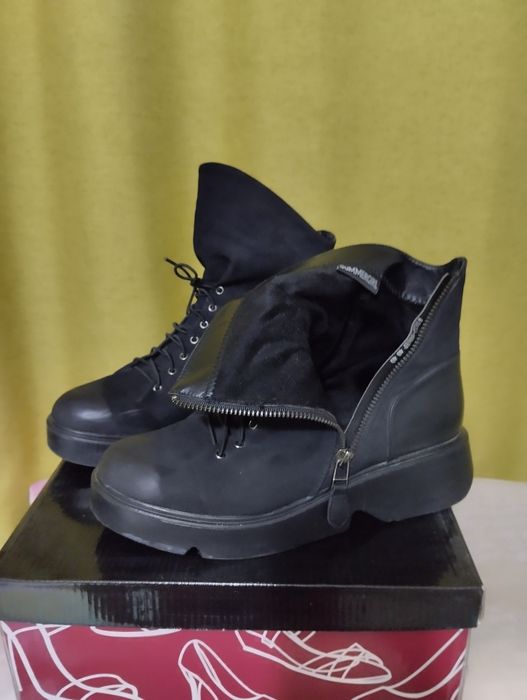 Осенние ботинки 40 размер