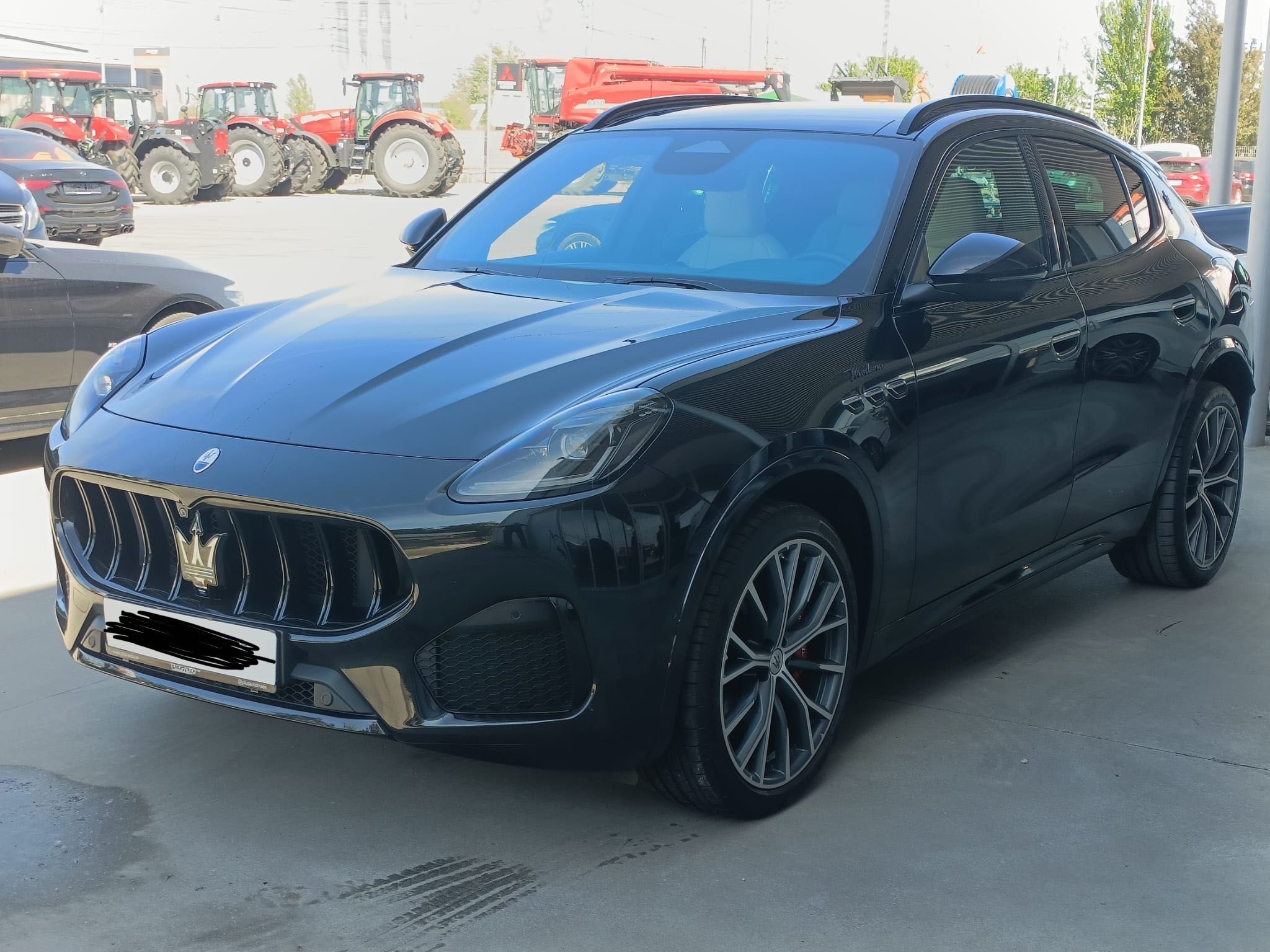 Maserati grecale modena