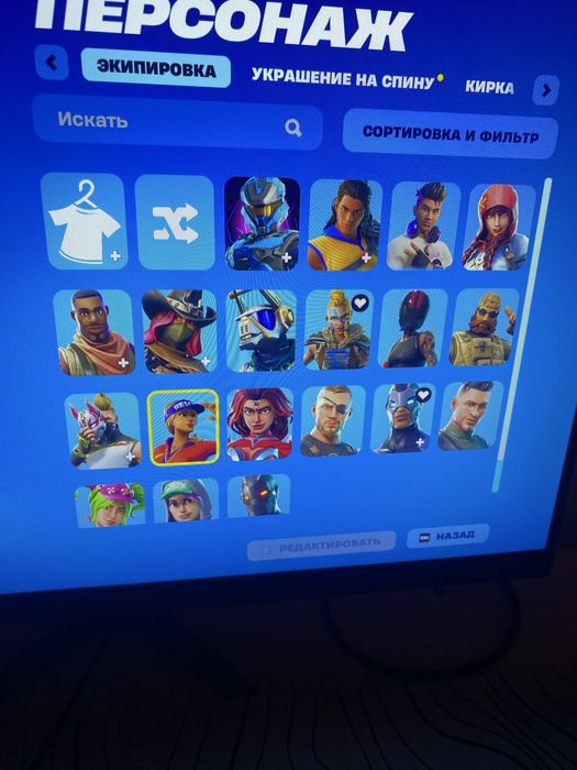 Фортнайт акаунт.