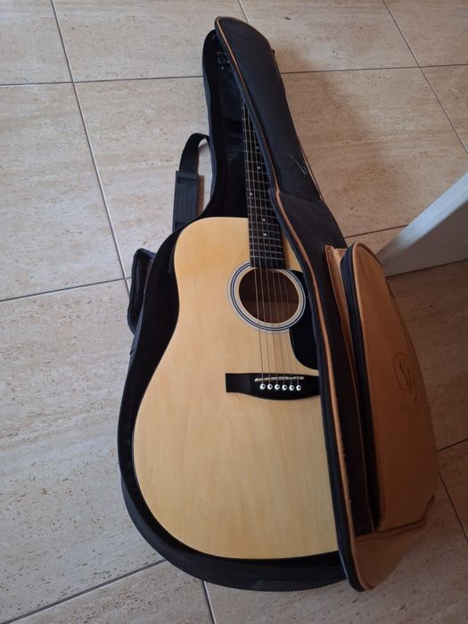 Chitara acustica stagg