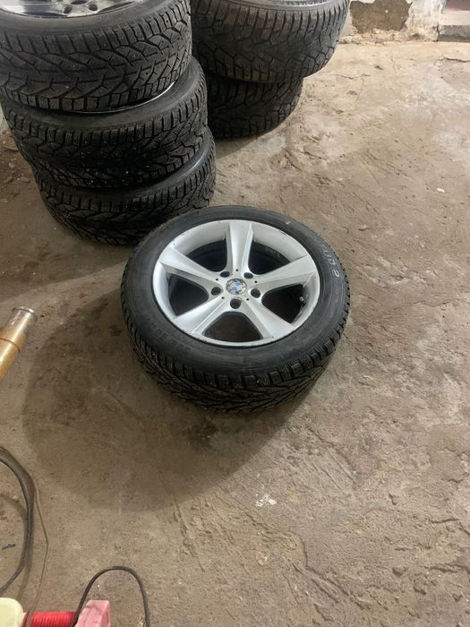 Шины с дисками комплект