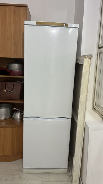 Продаются холодильник