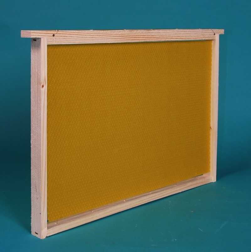 Foite de ceara naturala pentru ramele de stupi de albine