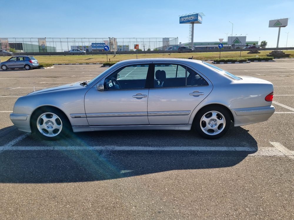 Mercedes E Class W 210 90000 km