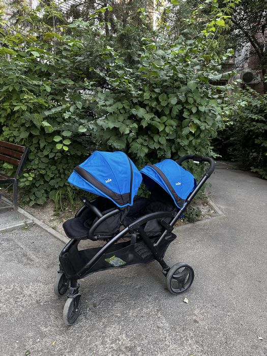 Коляска Joie для погодок в отличном состоянии