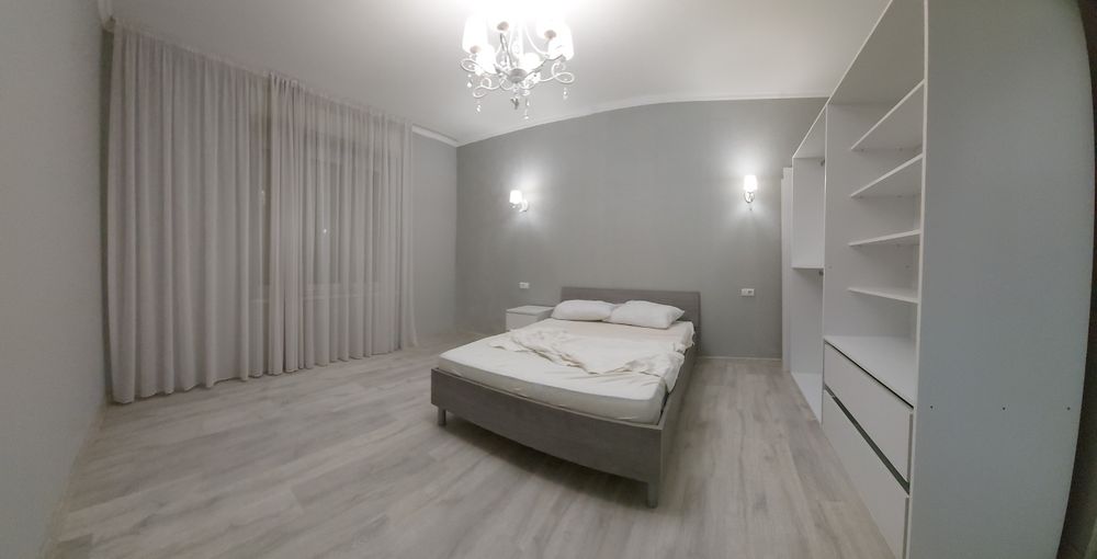 Apartament chic 3 camere in curte comuna, ultracentral