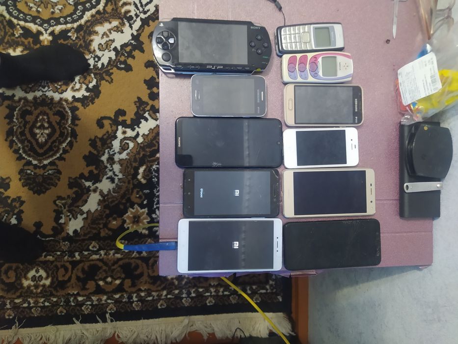 Телефоны на запчасти