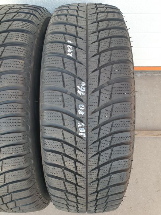 Зимни гуми 2 броя BRIDGESTONE Blizzak LM001 205 70 R16 дот 2421