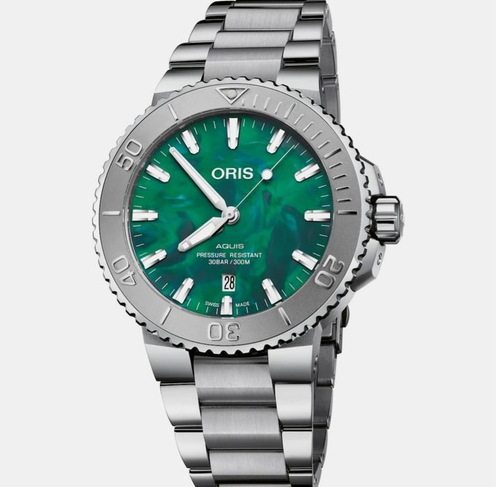 Автоматичен часовник Oris Aquis Date 43.5 mm