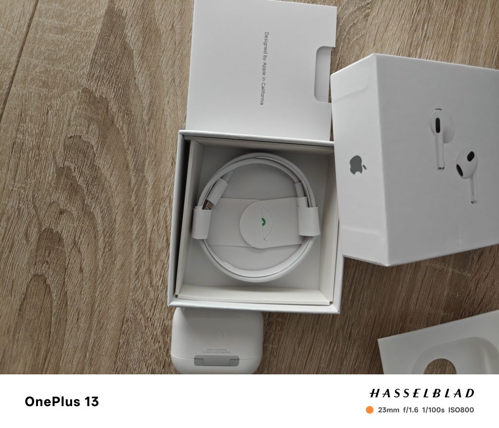 Apple Airpods 3-то поколение