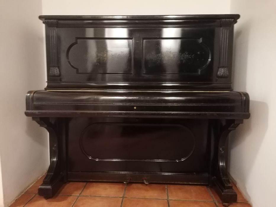 Pianina Steinway & Sons