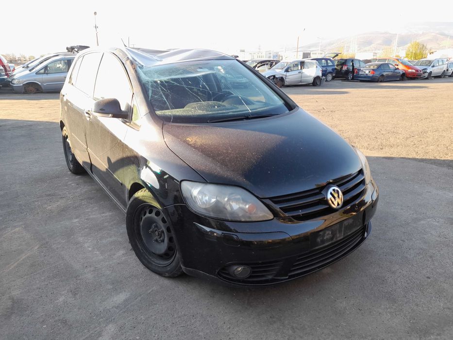 На части! VW Golf Plus 1.9 TDI BLS*