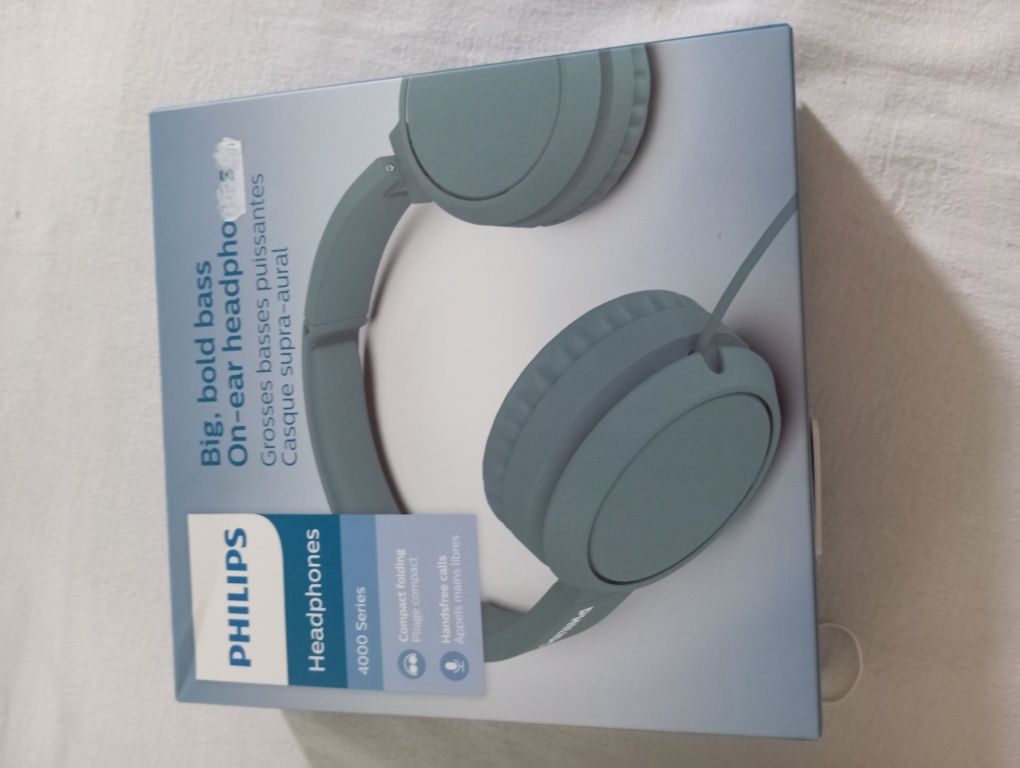 Слушалки върху ухото PHILLIPS TAH4105BL/00 нови