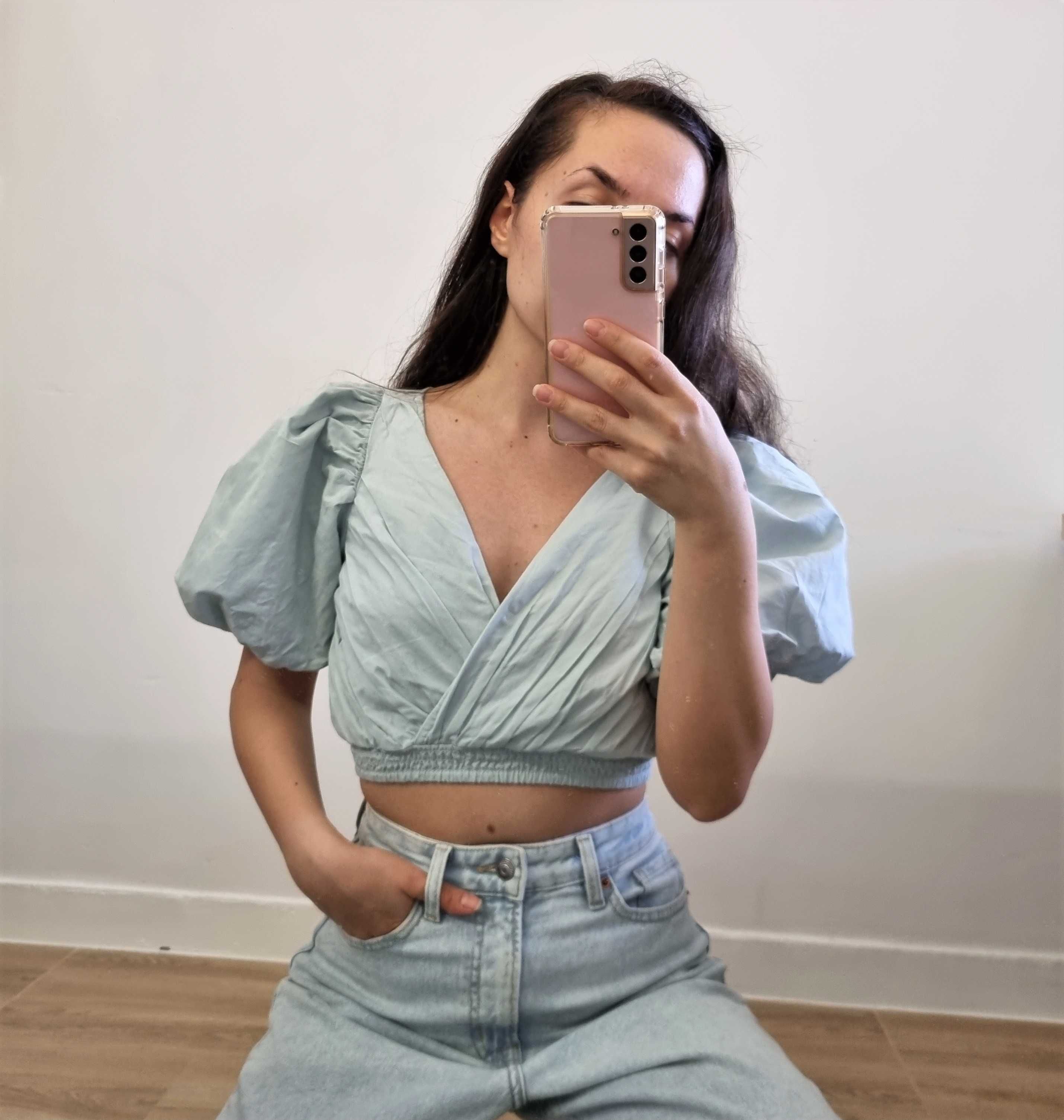 Bluză Pull and Bear cu maneci bufante, marime S