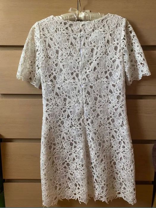 Рокля солей рокля дантелена рокля розова рокля нюд