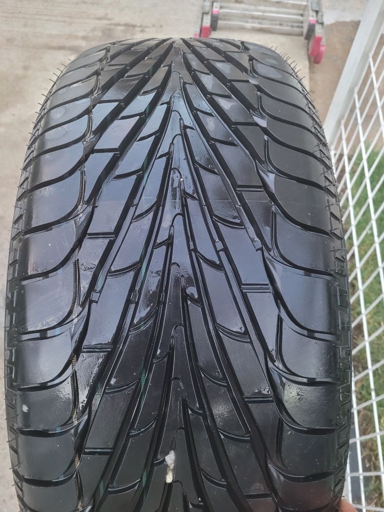 Good year 255/55 R19 M+s