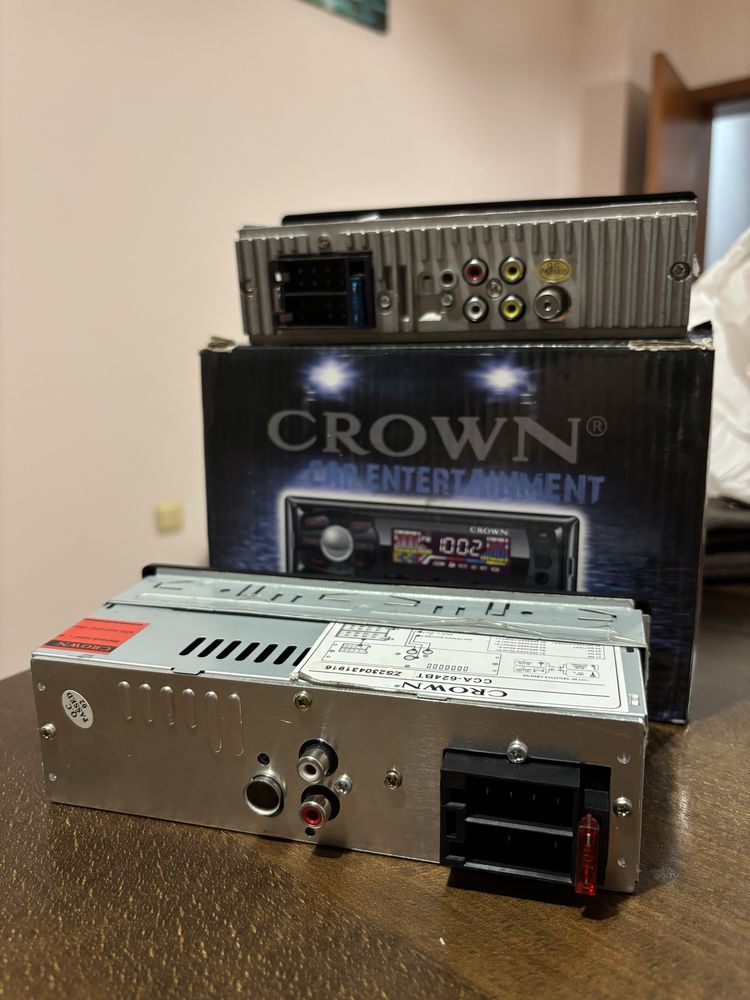 Авто радио Crown Bluetooth AUX USB + ПОДАРЪК