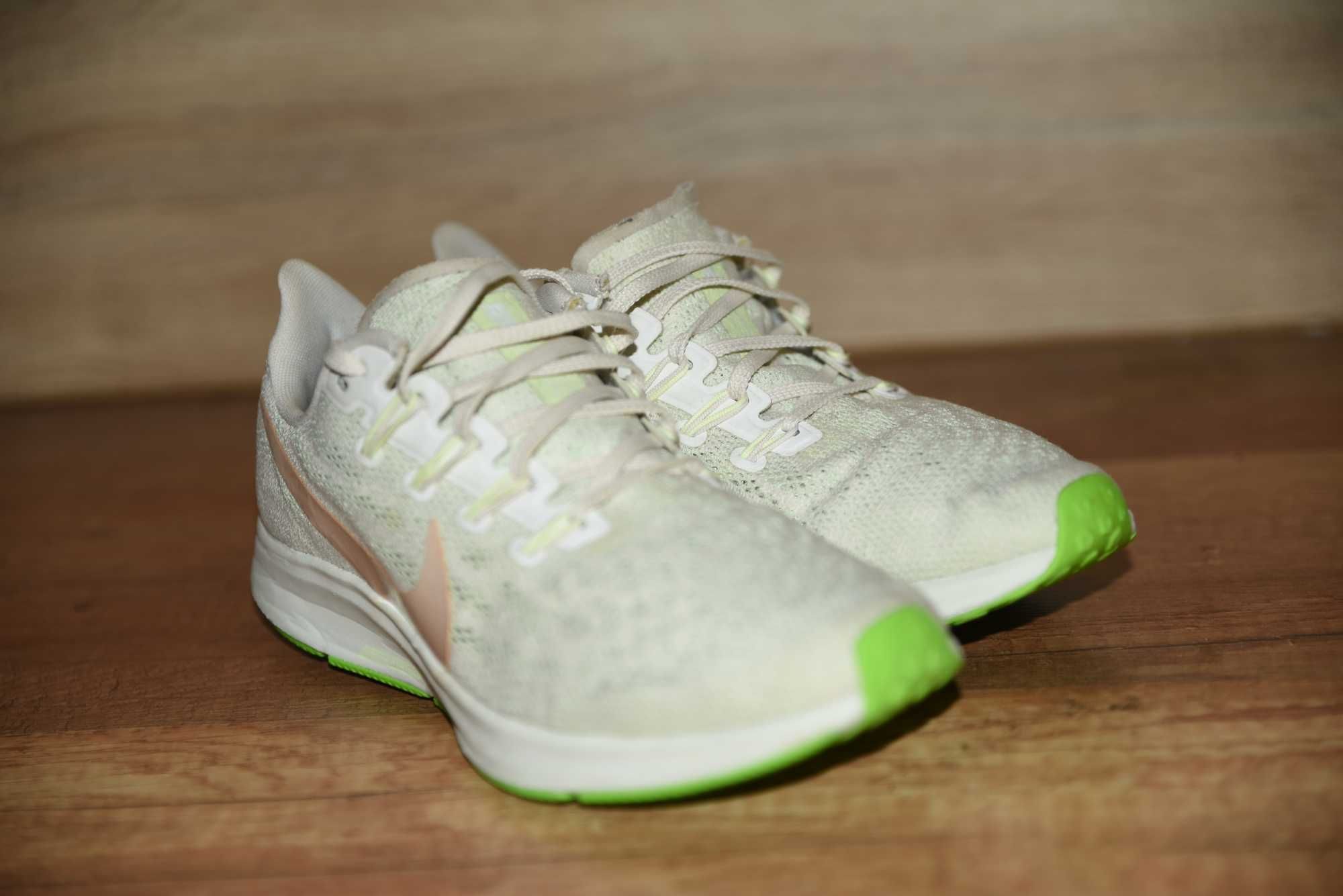 Nike оригинални маратонки 38 номер