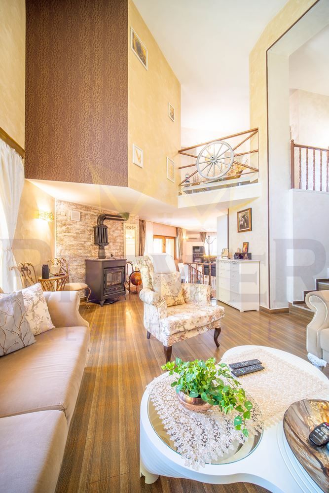 Продава се Къща в с. Осеново, Област Варна - 180 кв.м за 1400 €/кв.м - Снимка #11