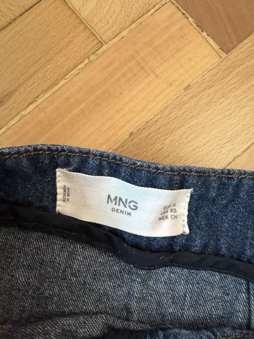 Дамски поли и къси гащи