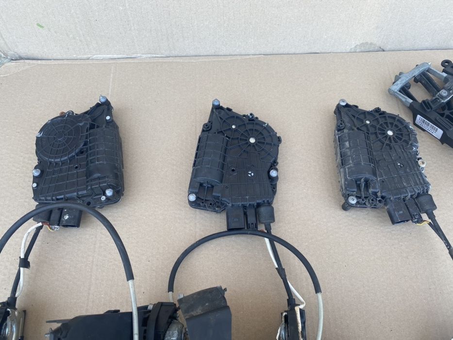 Broasca / Incuietoare soft close BMW Seria 7 F01 F02