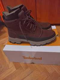 Vând bocanci Timberland