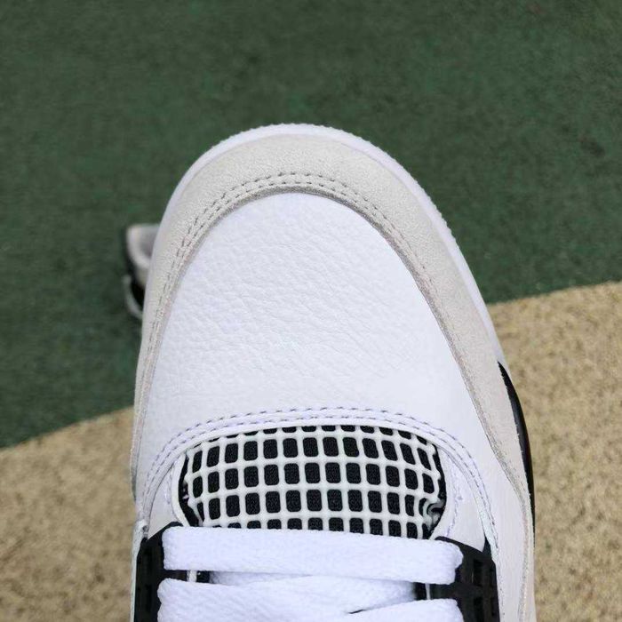 Jordan 4 Retro Military Black EU42