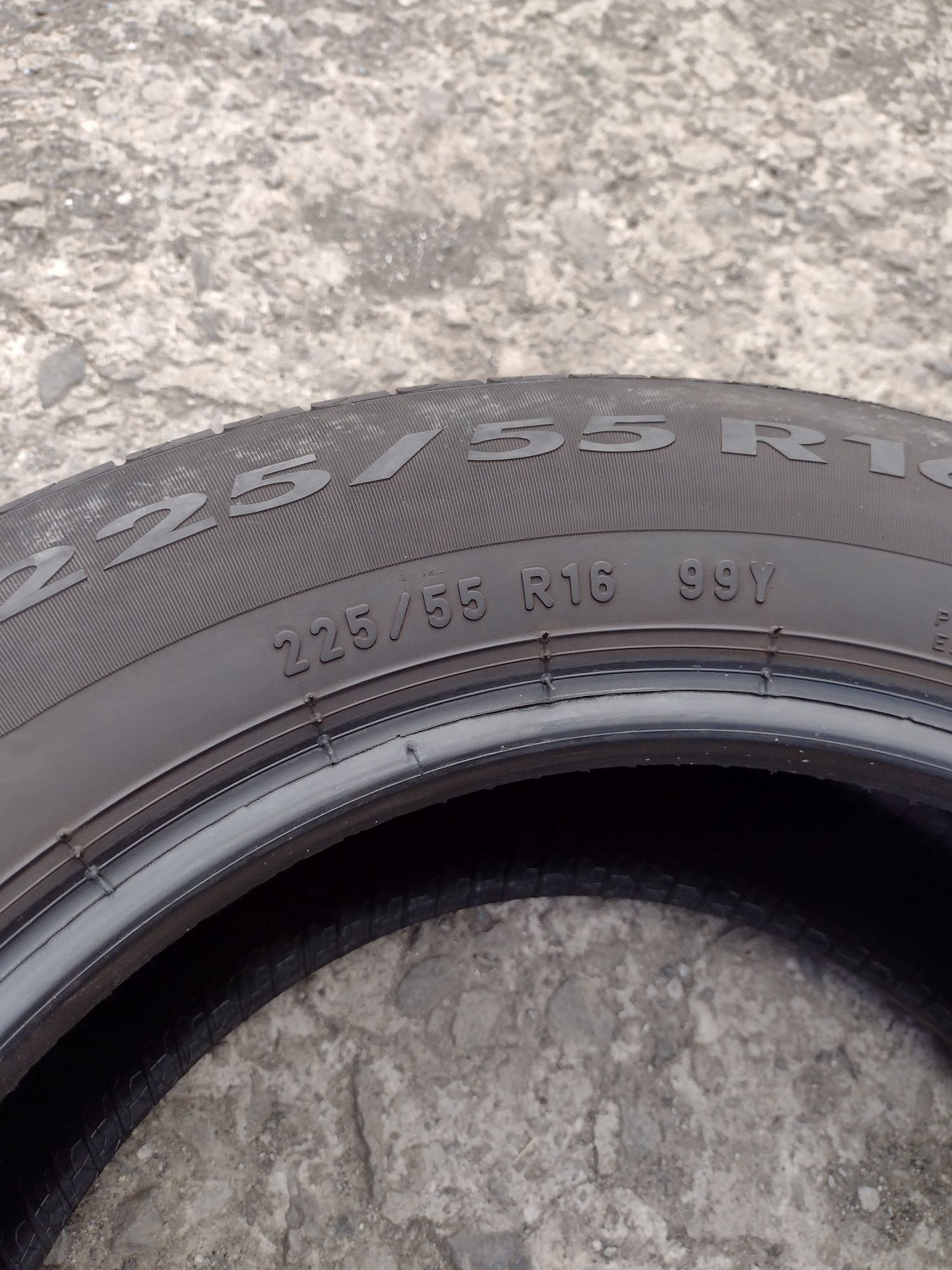 Перфектни 2бр.225/55/16 Pirelli P7 dot5017