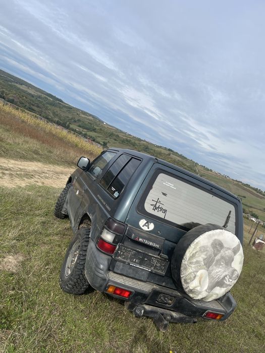 Vand mitsubishi pajero GLX