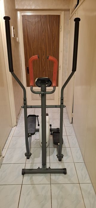 Bicicletă fitness eliptica Body Sculpture BE - 1720