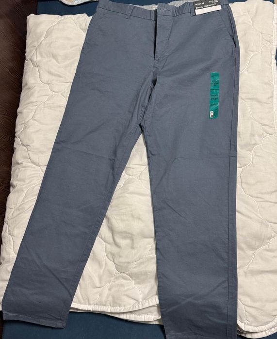 Pantaloni barbatesti