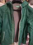 Geaca.   Benetton