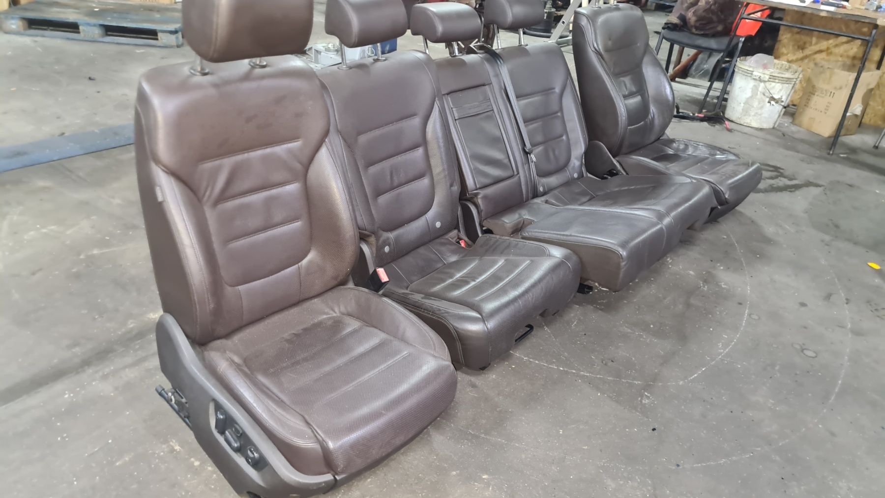 Кожен салон кафяв Обдухване Подгрев VW Touareg 2012 7P Туарег
