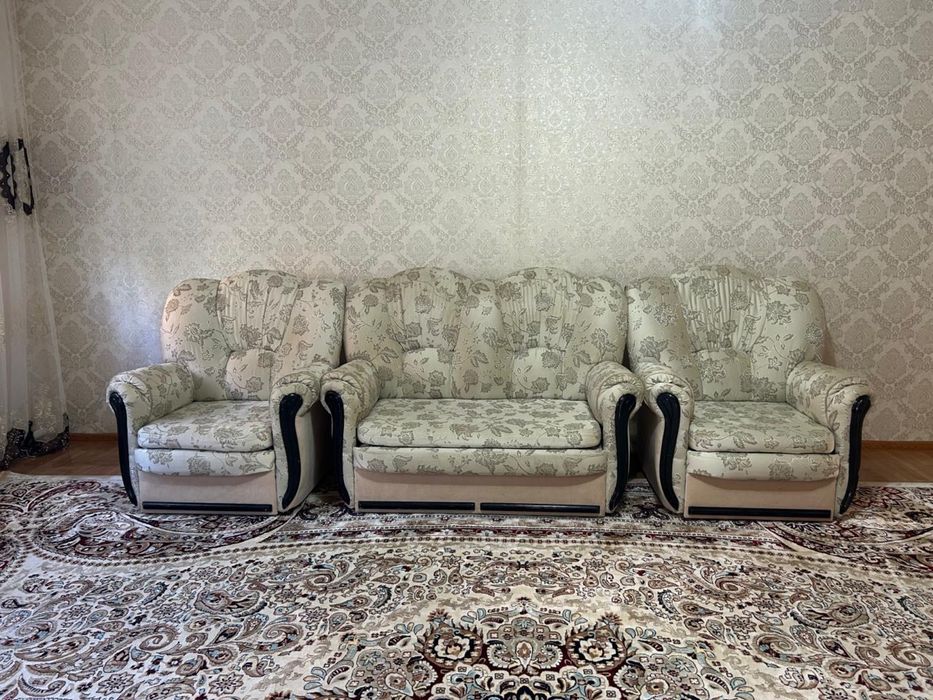 Диван для гостиной