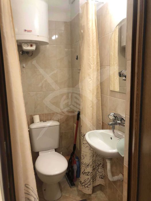 Дава се под наем Едностаен апартамент в Варна, ВИНС - 41 кв.м за 275 € - Снимка #2