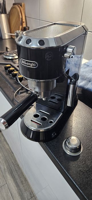 Espressor Delonghi debita