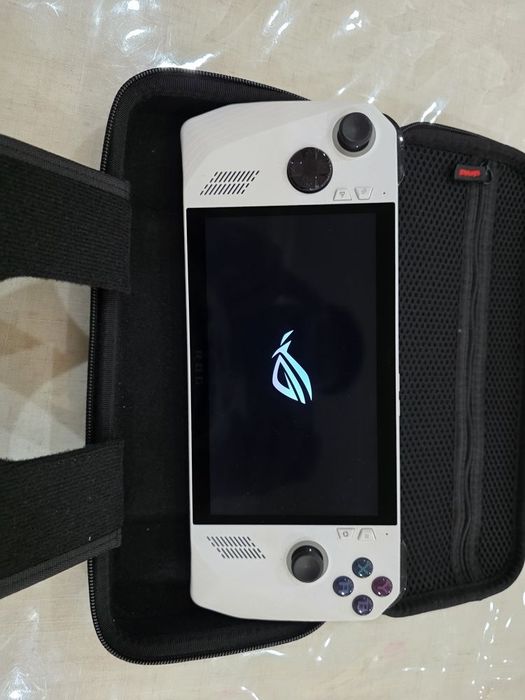 Asus rog ally z1 extreme