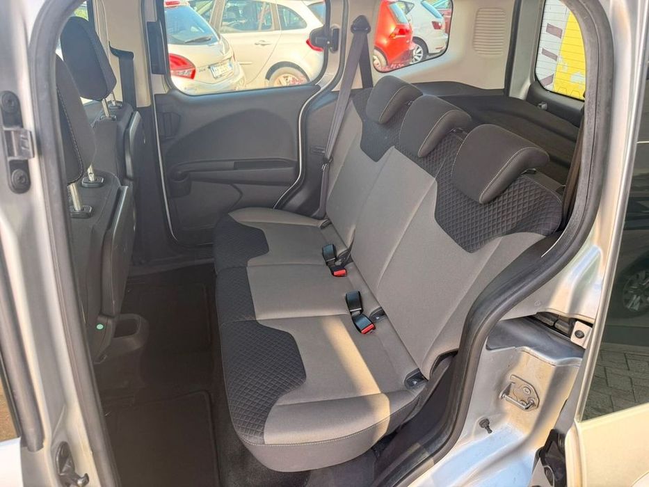 Ford Tourneo 2015- consum mic- urgent! ROG FARA MESAJE Rog fara mesaje