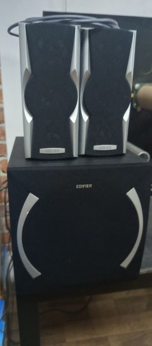 Активен буфер с колони Edifier x600 2.1