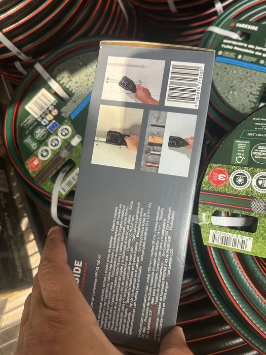 Detector metale in perete